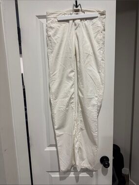 Women's Cream Straight-Leg Jeans